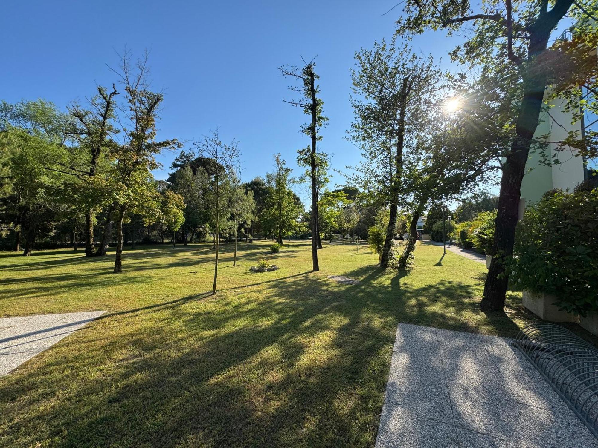 Residence Pinewood Бібіоне Екстер'єр фото