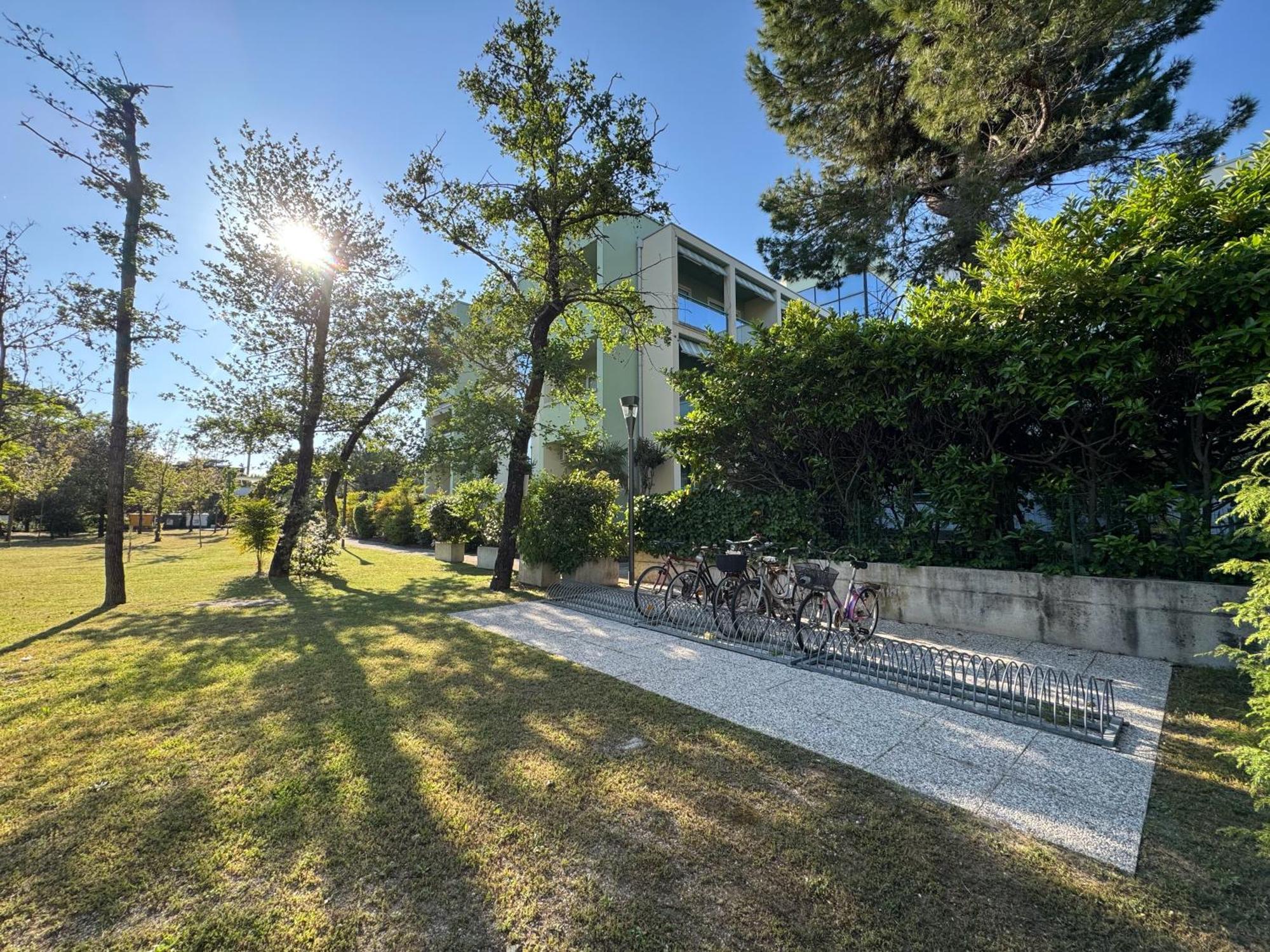 Residence Pinewood Бібіоне Екстер'єр фото