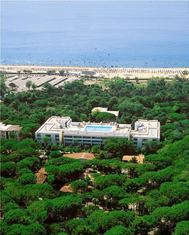 Residence Pinewood Бібіоне Екстер'єр фото